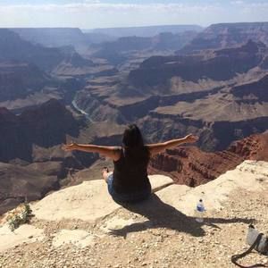 Meet your Posher, Britney